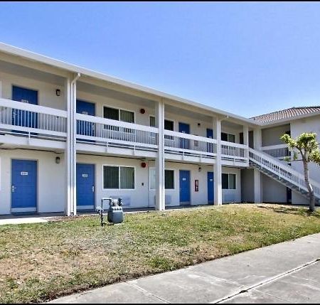 Coastal Valley Inn - Monterey Castroville Dış mekan fotoğraf