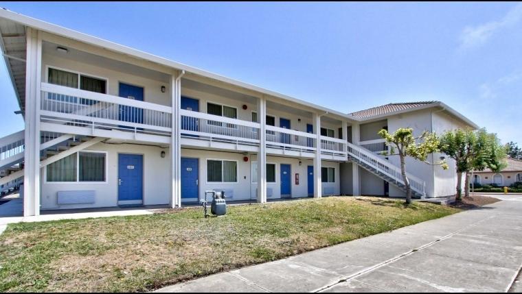 Coastal Valley Inn - Monterey Castroville Dış mekan fotoğraf