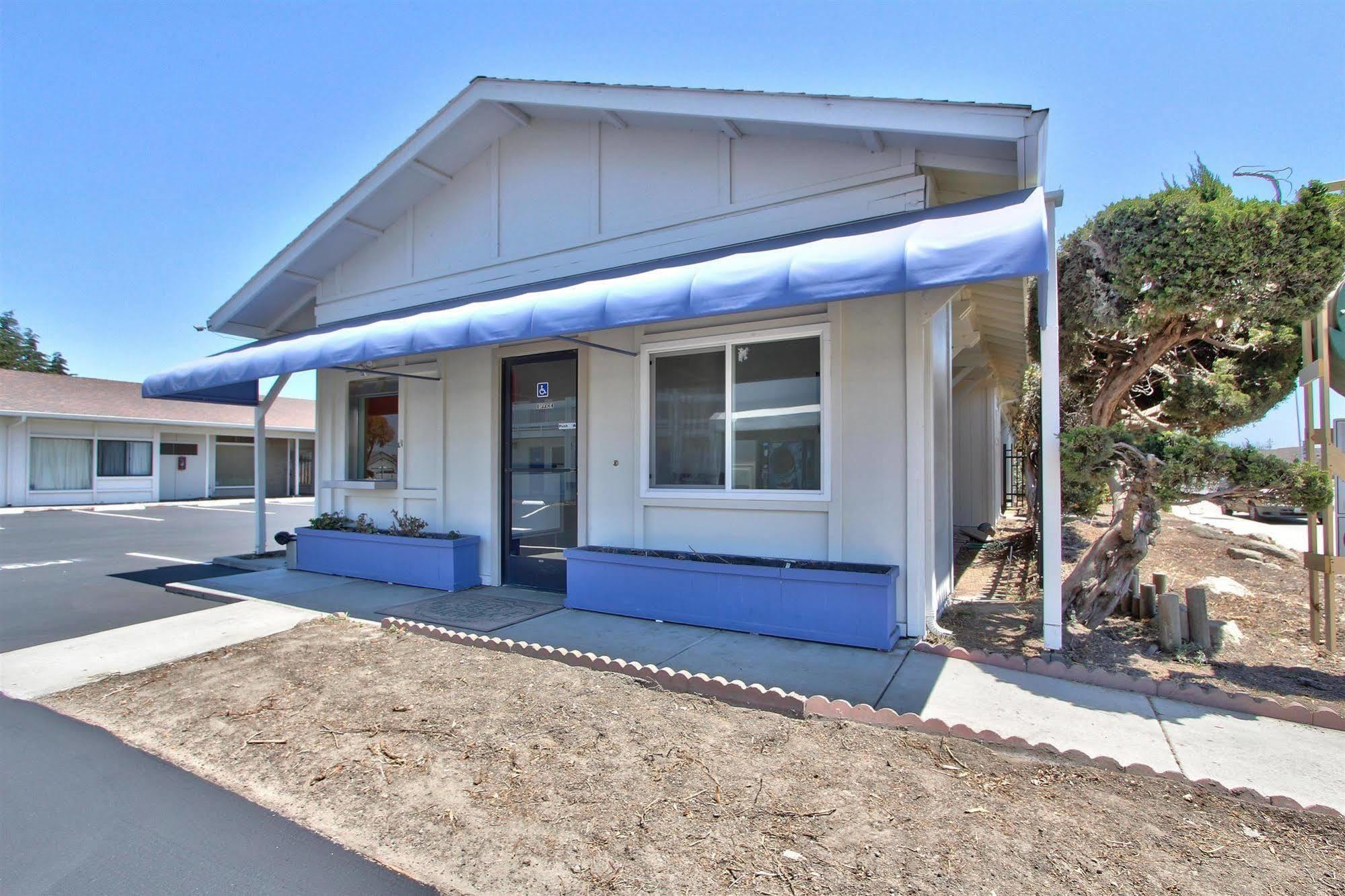 Coastal Valley Inn - Monterey Castroville Dış mekan fotoğraf